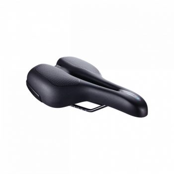   BSD-111 kerékpáros nyereg SportPlus ergonomikus, emlékezõ szivacsos, acél pálca, 170mm széles, fekete
