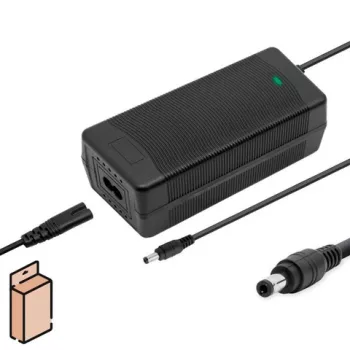Töltő 36V 2A 5,5x2,5 mm-es egyenáramú csatlakozóval