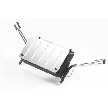   MÉRETARÁNYOS KELLÉKEK: ÜZEMANYAG TARTÁLY+KIPUFOGÓ CÖV TRX-4 BLAZER -1 DB