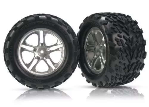 Talon gumiabroncsok 3,8-as felniken, szatén 14 mm-es (2) TRAXXAS T-Maxx, Summit, Revo