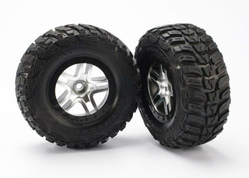 Kumho Reifen auf Felgen satin-chrom/schwarz vorne (2)