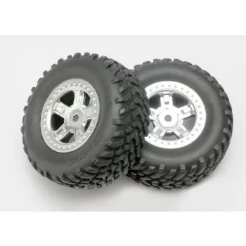  SCT gumiabroncsok szatén króm felniken (2) TRAXXAS 1/16 Slash, 1/18 Desert