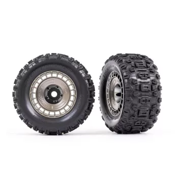   Sledgehammer gumiabroncsok 3,8"-os felniken, szatén fekete króm (2 db) TRAXXAS Sledge (disztárcsával)